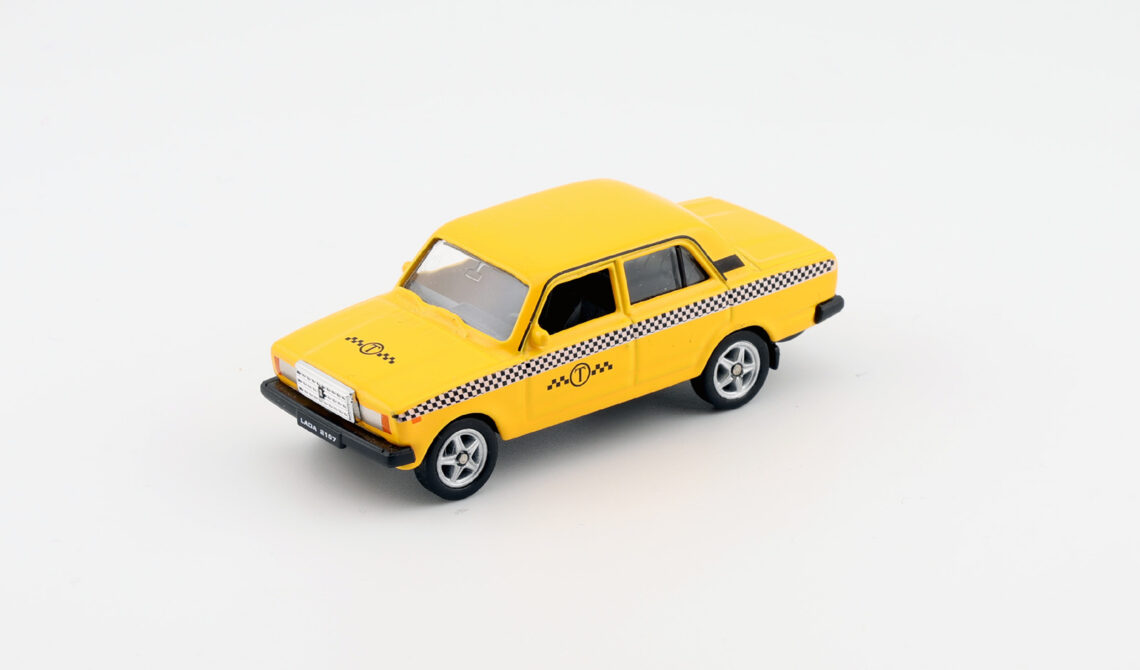 LADA 2107 Welly Yellow Taxi